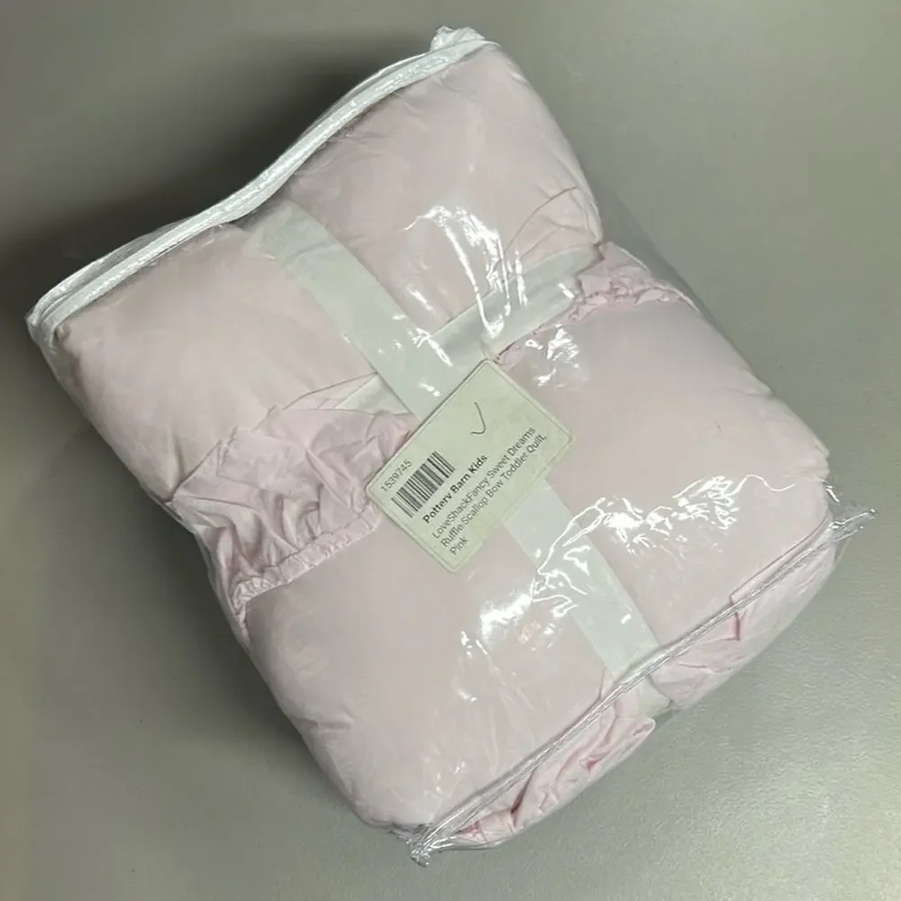 LoveShackFancy Toddler Quilt Pink Sweet Dreams Ruffle Scallop Bows Bedding NEW